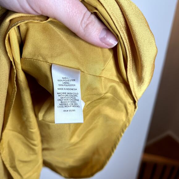 Express Mustard V Neck Tank Blouse LAST CALL - Picture 3 of 4